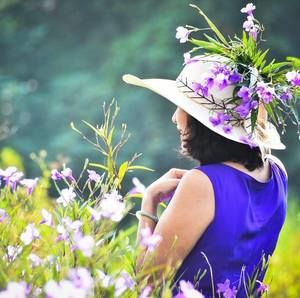 Meet your Posher, Ghada